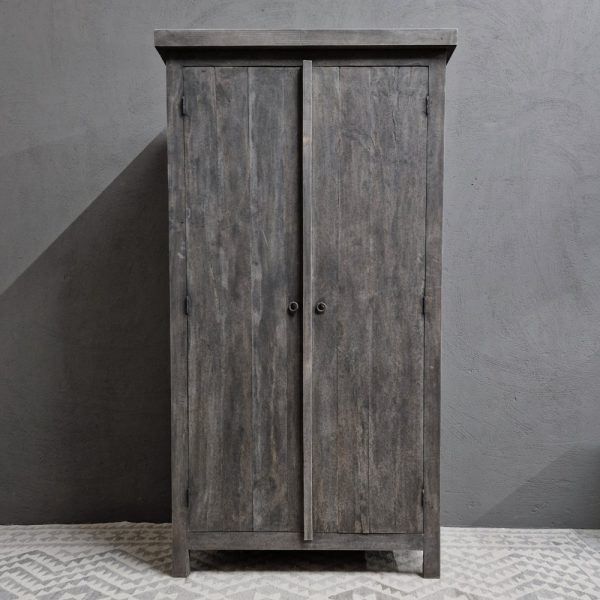 Picture of Stoer & Stijlvol twee deuren kast antique grey
