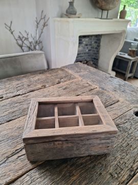 Picture of Rustieke houten teabox - theedoos