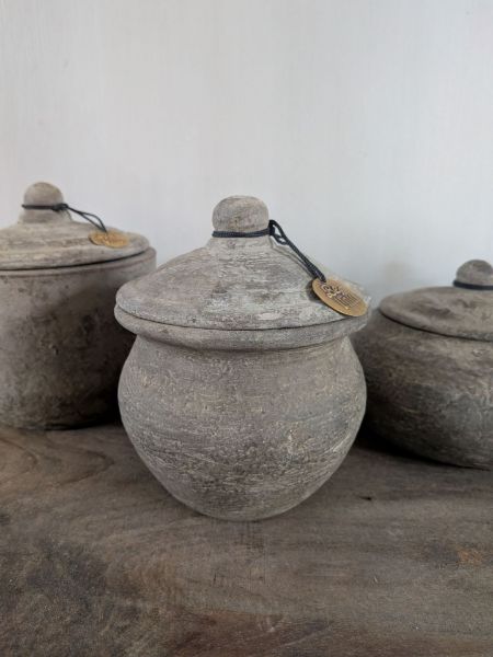 Picture of Pot met deksel | 001 | Old Barn Pottery